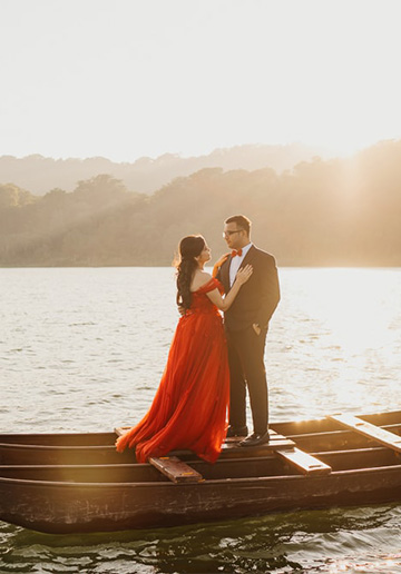 Indian Prewedding in Bali at Lake Temblingan and Munduk Waterfall 