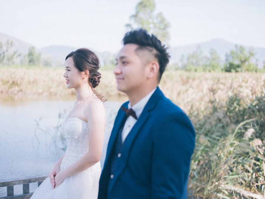 Hong Kong Outdoor Pre-Wedding Photoshoot At Nam Sang Wai by Paul on OneThreeOneFour 17