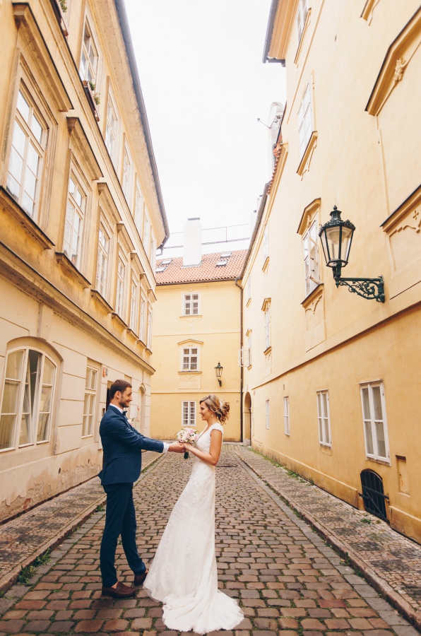Prague Pre-Wedding Photoshoot At Vrtba Garden And Charles Bridge  by Nika  on OneThreeOneFour 19