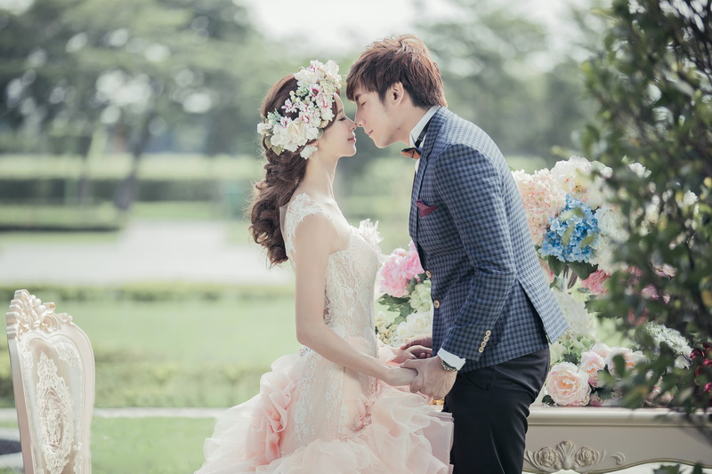 Bohemian Theme Taiwan Pre-Wedding Photoshoot In Spring  by Doukou  on OneThreeOneFour 1