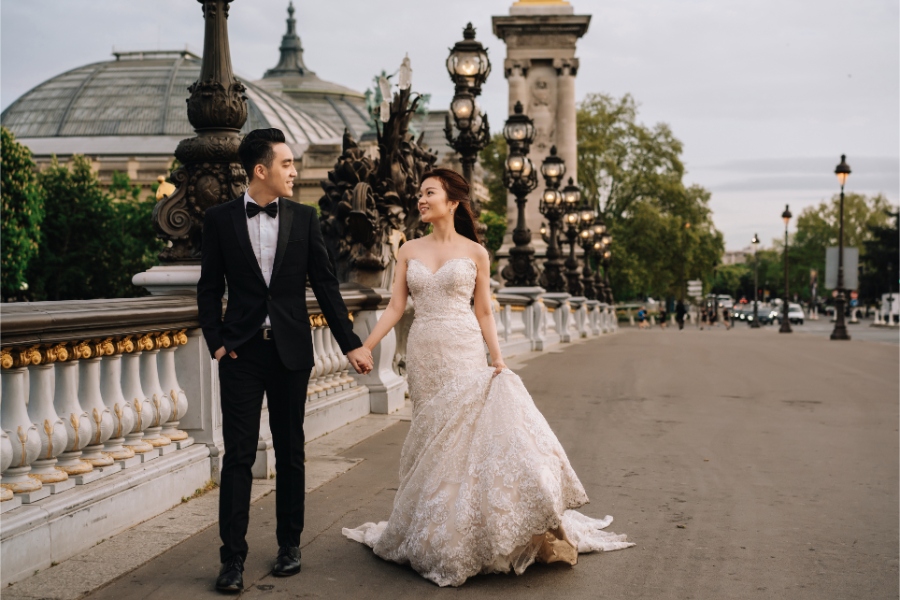 A&K: Canadian Couple's Paris Pre-wedding Photoshoot at the Louvre  by Vin on OneThreeOneFour 9
