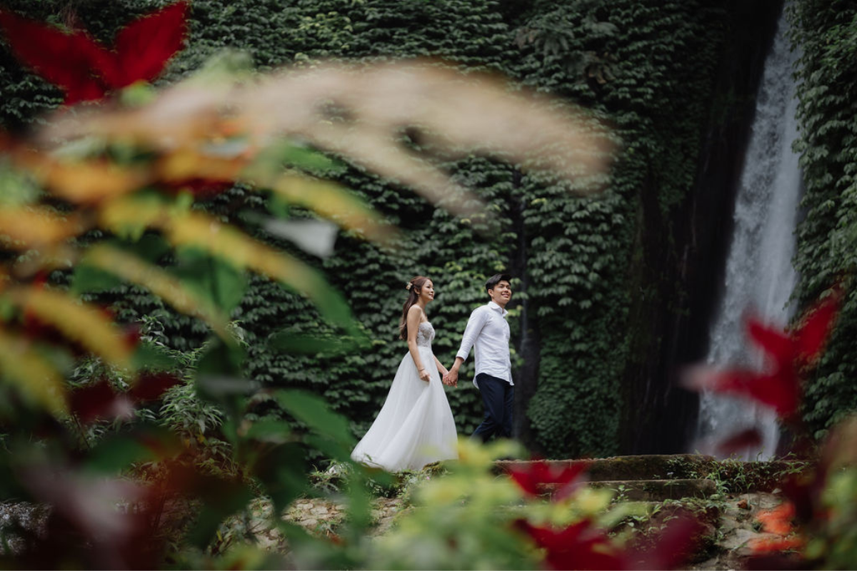 Bali Prewedding Photoshoot At Lake Tamblingan, Munduk Waterfall And Sunset At Mengening Beach by Cahya on OneThreeOneFour 22