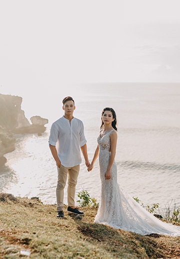 A&W: Bali Full-day Pre-wedding Photoshoot at Cepung Waterfall and Balangan Beach
