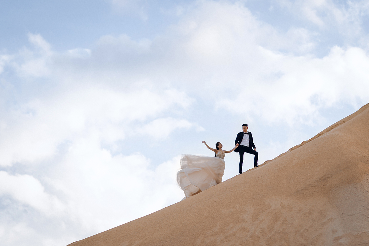 Bintan Pre-Wedding Photoshoot: Kellyn & Jiabao’s Fun Adventure at Blue Lake, Sand Dunes & ANMON Resort by HS on OneThreeOneFour 4