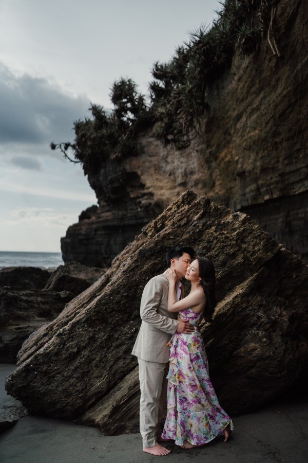 S&WJ: Bali Pre-wedding shoot at Mengening Beach and Nyanyi Beach by Hendra on OneThreeOneFour 3