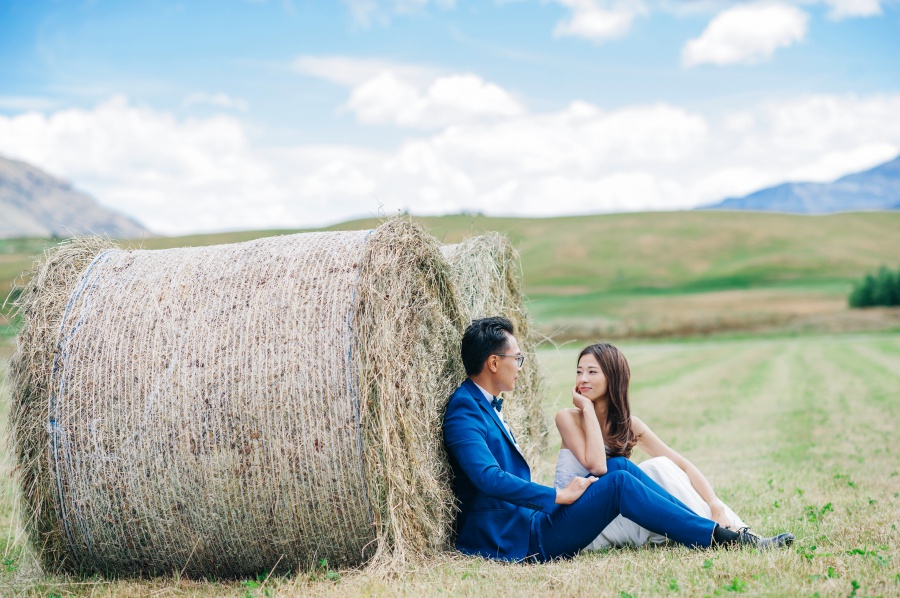 New Zealand Pre-Wedding Photoshoot At Queenstown And Arrowtown  by Mike  on OneThreeOneFour 4