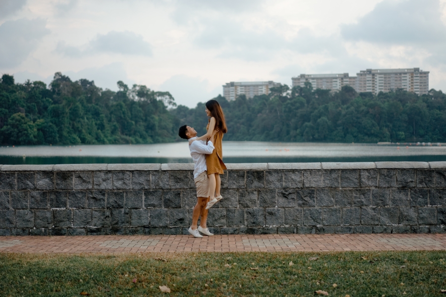 Singapore Pre-Wedding Photoshoot At Lower Peirce Reservoir With Puppies by Charles on OneThreeOneFour 4