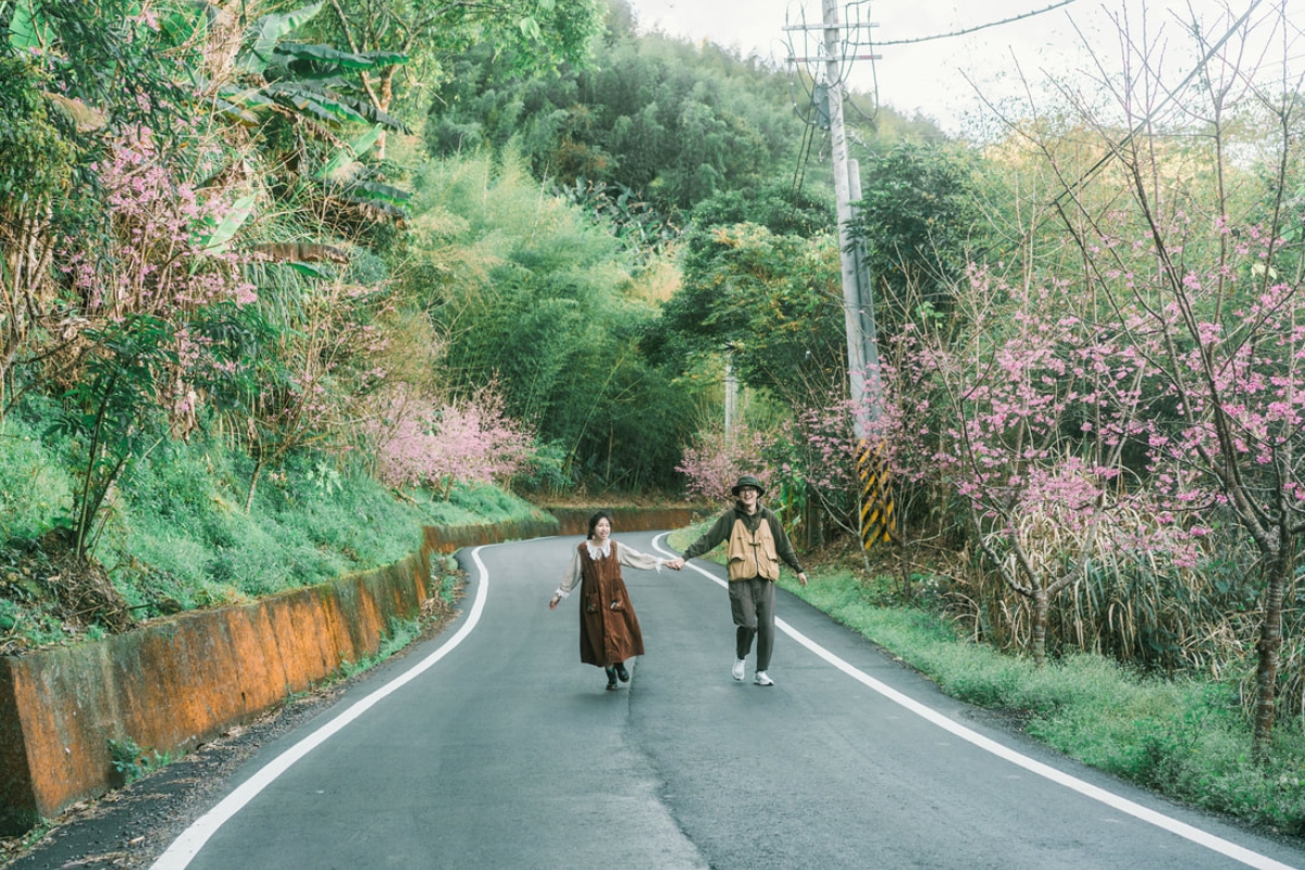 Taiwan Pre-Wedding Photoshoot Countryside Forest Misty Bridges by  on OneThreeOneFour 0