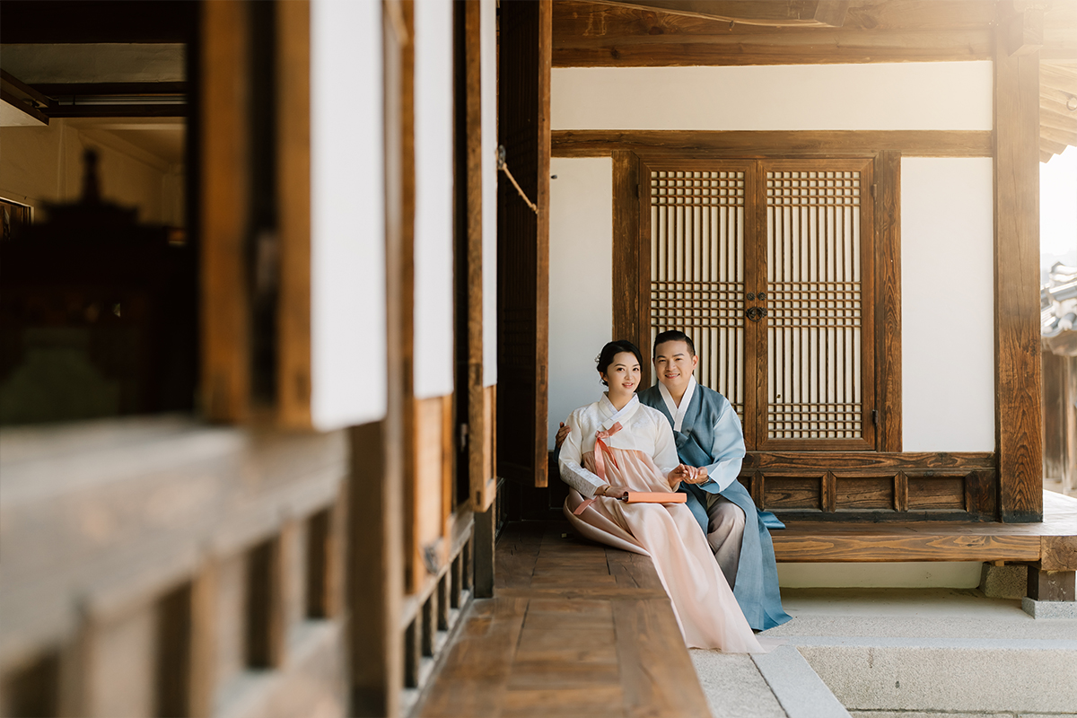 US Couple Traditional Hanbok Photoshoot in Korea by Jungyeol on OneThreeOneFour 5
