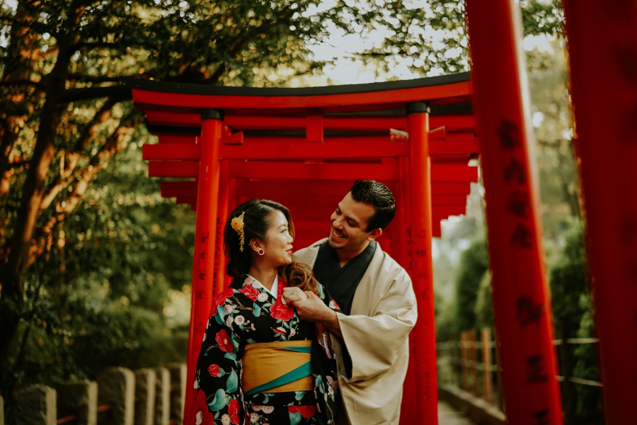 Japan Toyko Kimono Shoot at Nezu Shrine by Ghita  on OneThreeOneFour 2