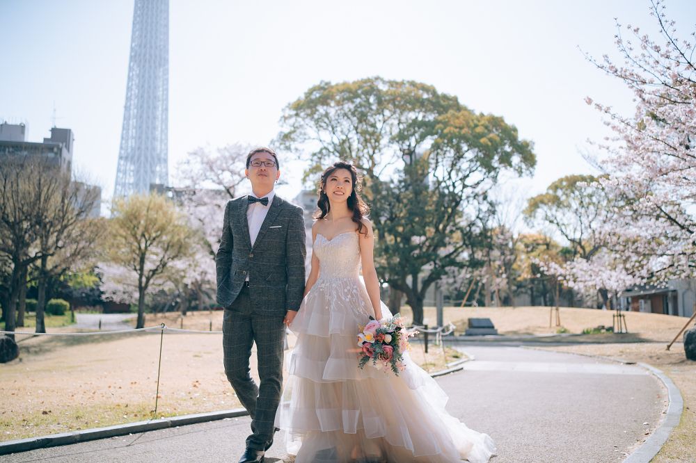 Tokyo Sakura and Mt Fuji Pre-Wedding Photography  by Dahe on OneThreeOneFour 10
