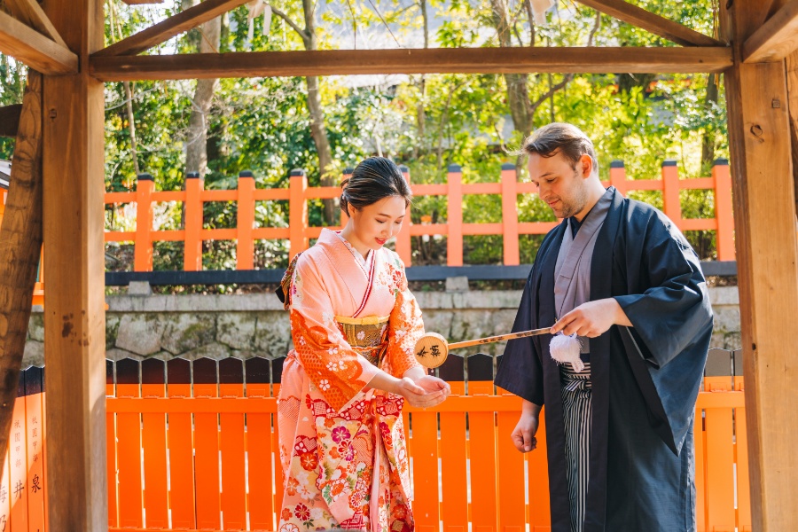 Kyoto Kimono Prewedding Photoshoot Higashiyama District Japan by Shu Hao on OneThreeOneFour 47