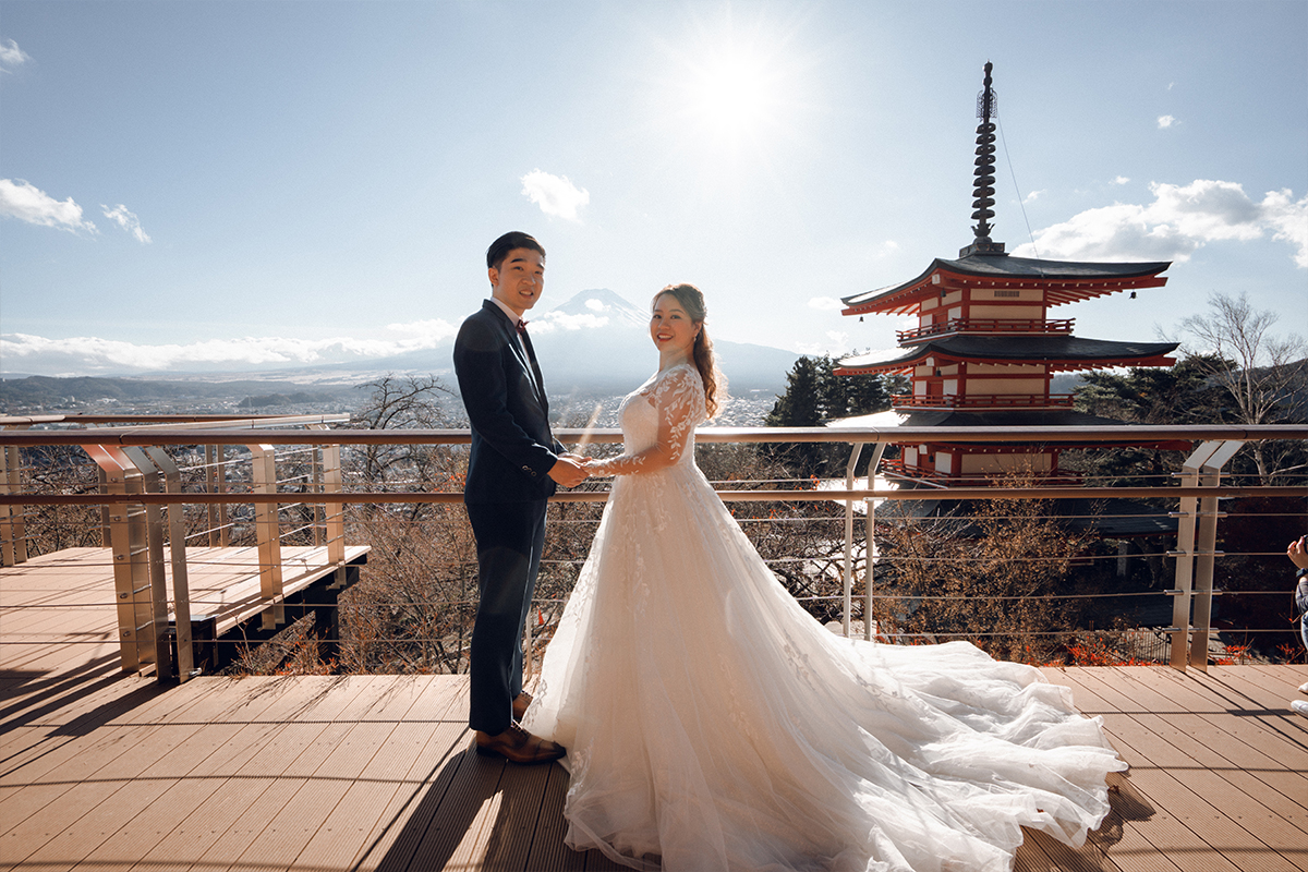 Autumn Maple Leaves Pre-Wedding Photoshoot in Mount Fuji  by Dahe on OneThreeOneFour 10