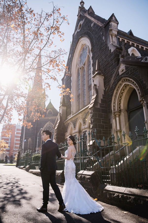 Romantic pre-wedding in Melbourne city by Freddie on OneThreeOneFour 2