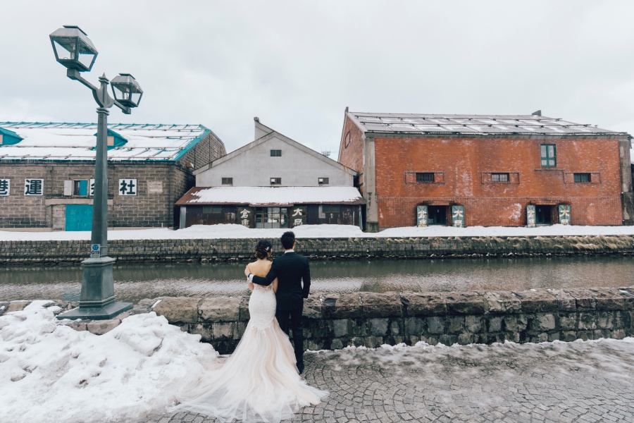 Hokkaido Outdoor Pre-Wedding Photoshoot At Otaru Canal And Nikka Whiskey Museum During Winter  by Nham on OneThreeOneFour 10
