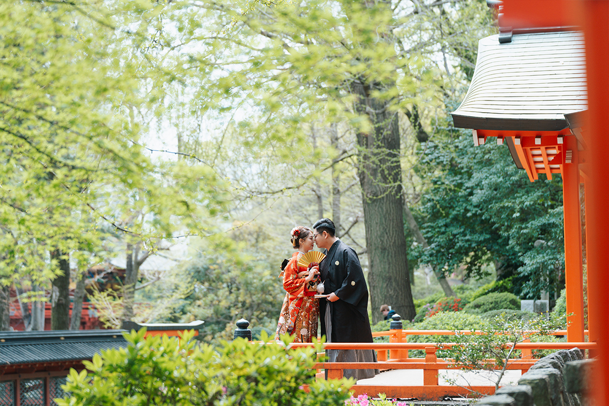 Sakura Prewedding Photoshoot Amidst Mt. Fuji and Tokyo's Full Bloom by Dahe on OneThreeOneFour 5