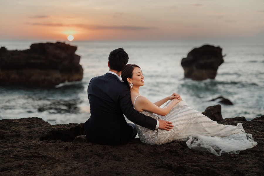 S&WJ: Bali Pre-wedding shoot at Mengening Beach and Nyanyi Beach by Hendra on OneThreeOneFour 17