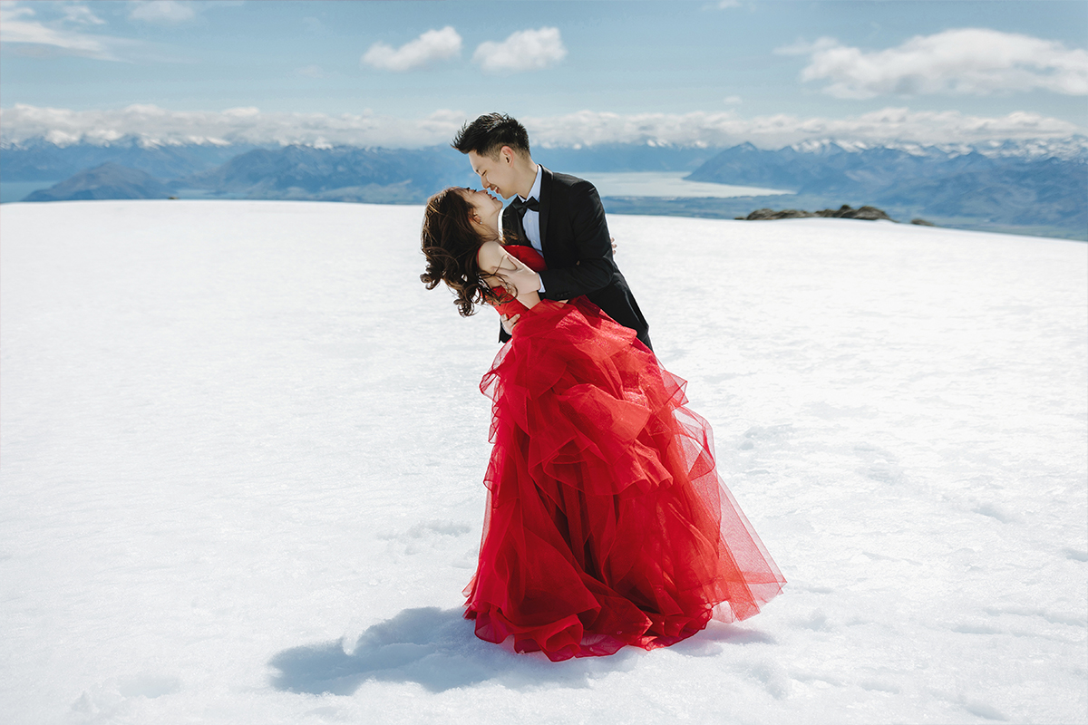 2-Day New Zealand Winter Fairytale Themed Pre-Wedding Photoshoot with Horse and Glaciers and Snow Mountains by Fei on OneThreeOneFour 8