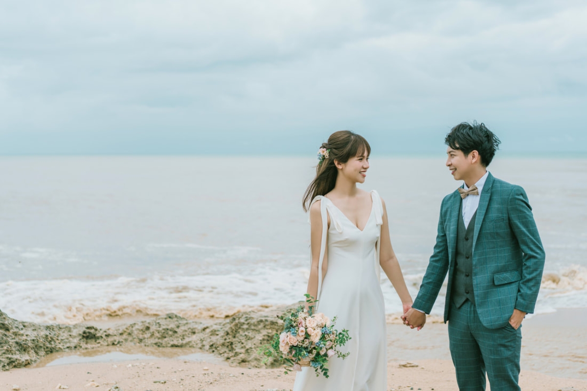 Taiwan Pre-Wedding Photoshoot Quaint Neighborhood Lush Green Hills Beach Romantic Getaway by  on OneThreeOneFour 24