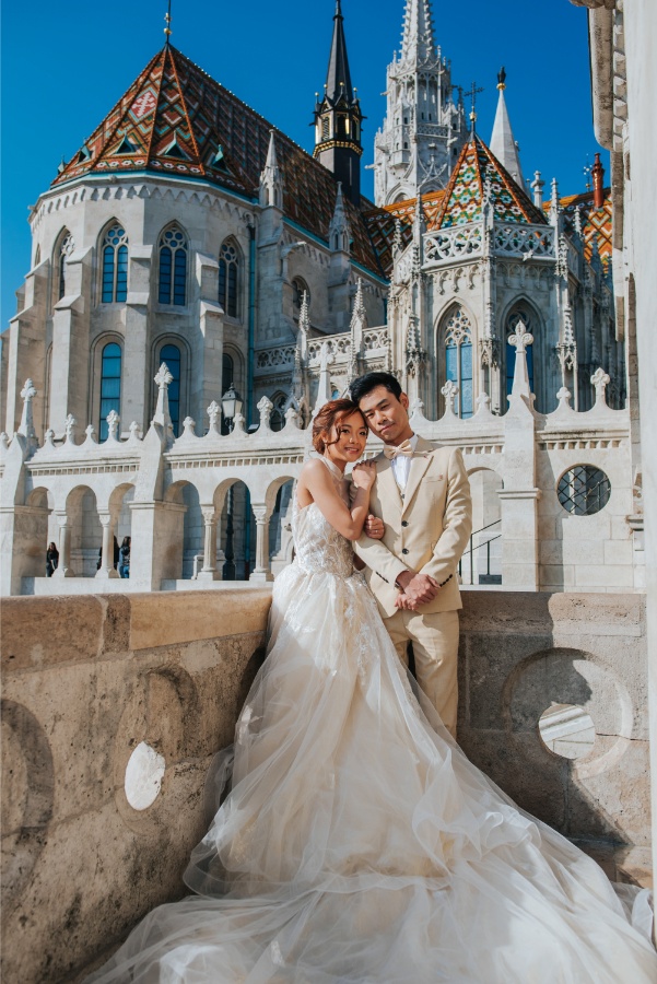 S&G: Budapest Pre-wedding Photoshoot at Castle District by Drew on OneThreeOneFour 12