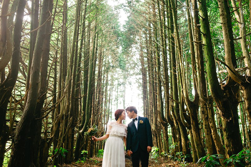 Korea Outdoor Pre-Wedding Photoshoot At Jeju Island with Buckwheat Flowers  by Gamsung   on OneThreeOneFour 16