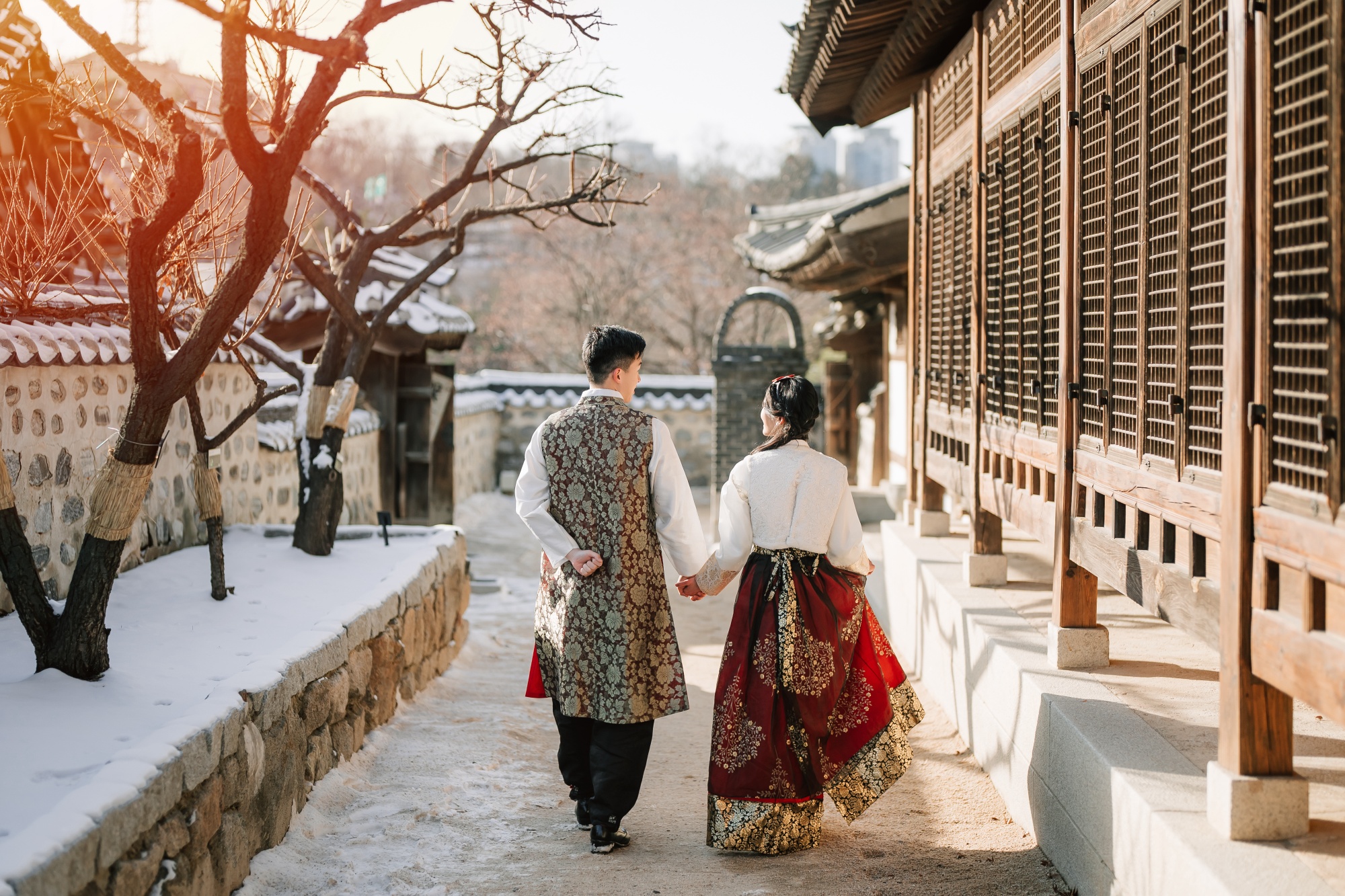 Whispers of Love in Seoul's Winter Wonderland: Snowy Pre-Wedding Extravaganza by Jungyeol on OneThreeOneFour 24