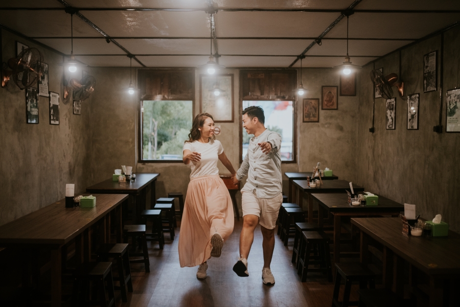 Malaysia Pre-Wedding Photoshoot At Old Streets And Sandy Beach In Johor Bahru by Ed on OneThreeOneFour 7