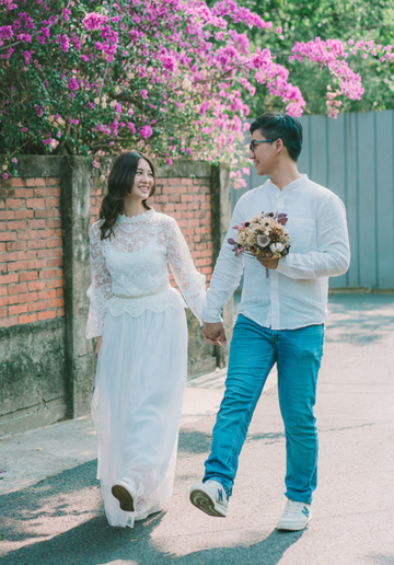 Taiwan Pre-Wedding Photoshoot Local Neighbourhood Street Garden Beach