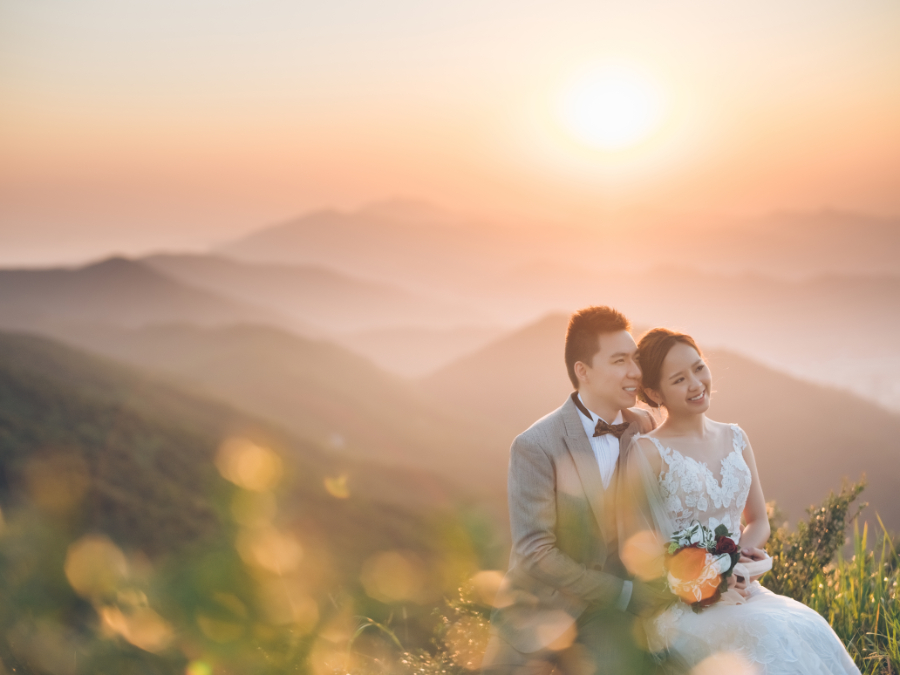 Hong Kong Outdoor Pre-Wedding Photoshoot At Tai Mo Shan by Paul on OneThreeOneFour 19