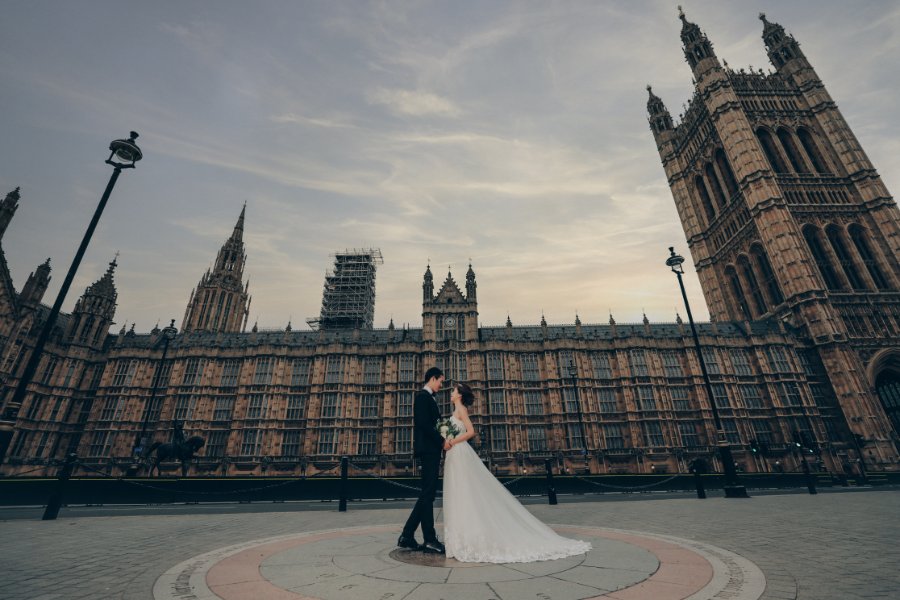 London Pre-Wedding Photoshoot At Westminster Abbey, Millennium Bridge And Church Ruins by Dom  on OneThreeOneFour 20