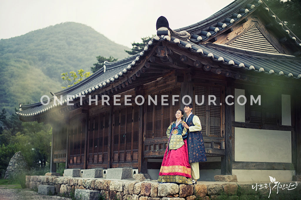 Korean Studio Pre-Wedding Photography: Hanbok by Nadri Studio on OneThreeOneFour 0
