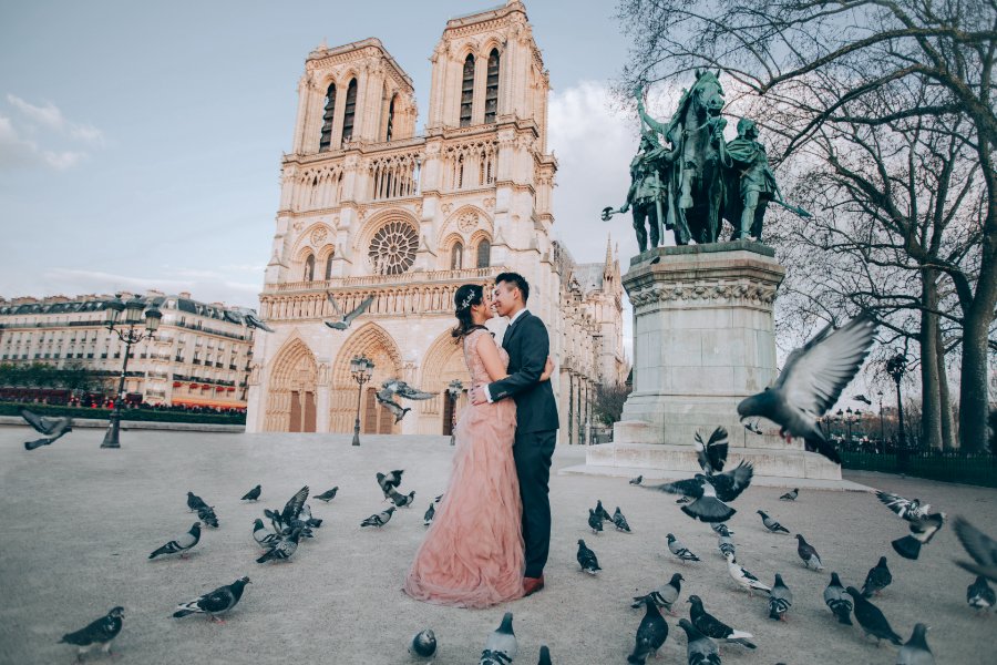 J&A: US Couple's Paris Day to Night Pre-wedding Photoshoot by Yao on OneThreeOneFour 16