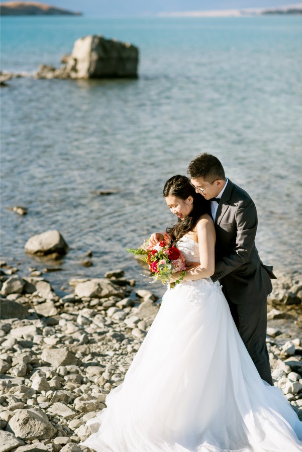 New Zealand Starry Night Prewedding Photoshoot with Alpaca Farm  by Mike on OneThreeOneFour 16