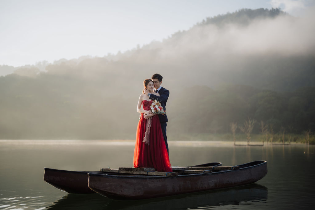 Bali Prewedding Photoshoot At Lake Tamblingan, Munduk Waterfall And Sunset At Mengening Beach by Cahya on OneThreeOneFour 3