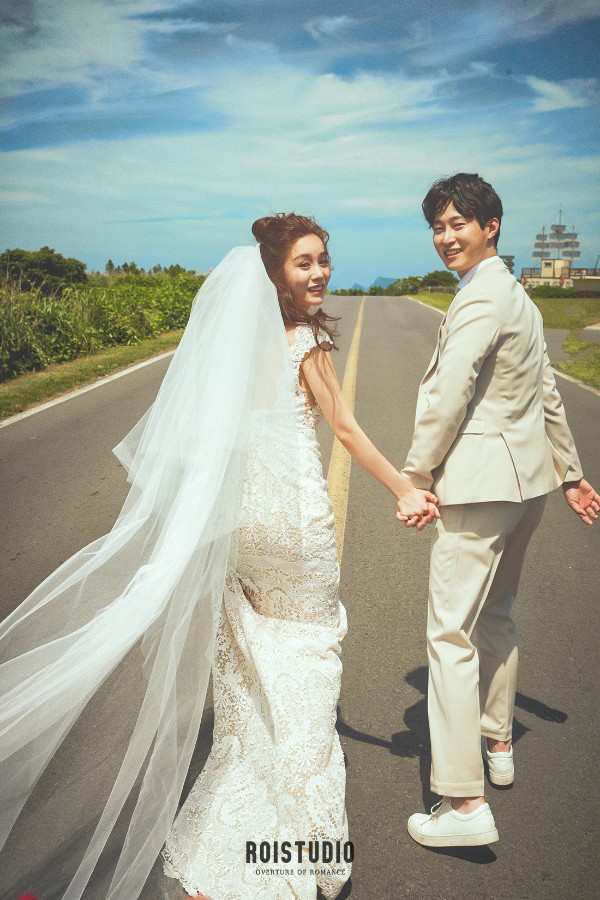 ROI Studio: Jeju Island Korean Wedding Photography by Roi on OneThreeOneFour 18