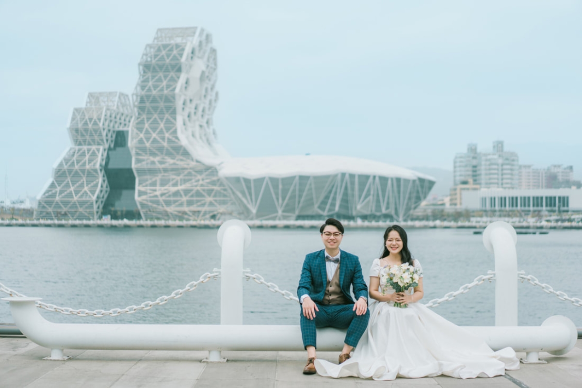 Taiwan Pre-Wedding Photoshoot Waterfront Cafe Streets Playground by  on OneThreeOneFour 6