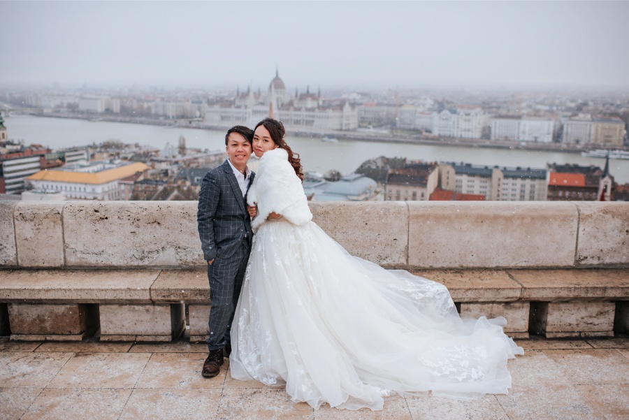 A&A: Budapest Winter Pre-wedding Photoshoot at Fisherman’s Bastion and Széchenyi Chain Bridge by Drew on OneThreeOneFour 2