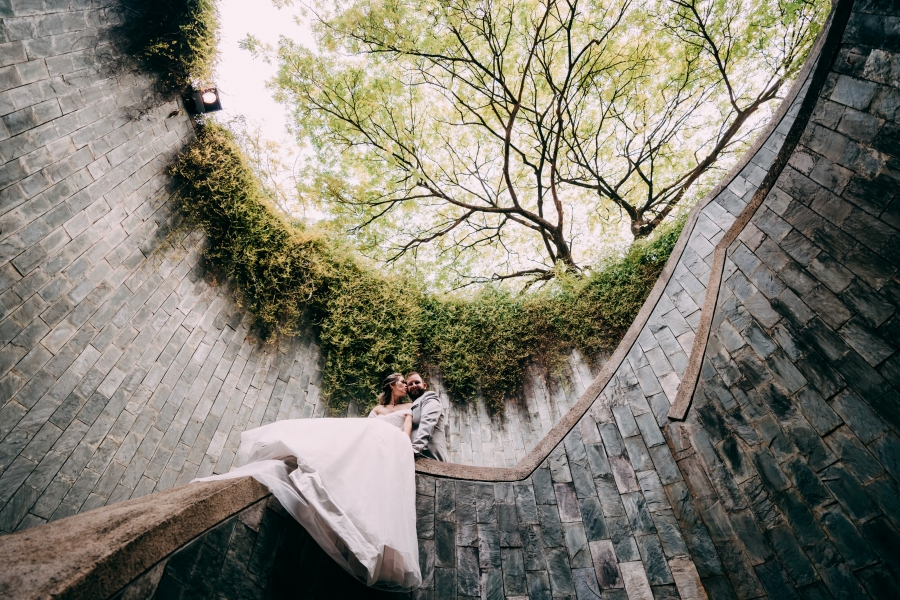 Singapore Post-Wedding Photoshoot At National Museum, Fort Canning Park and Marina Bay For American Couple  by Michael  on OneThreeOneFour 7