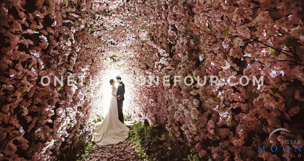Korean Studio Pre-Wedding Photography: Floral Concept by Silver Moon Studio on OneThreeOneFour 2