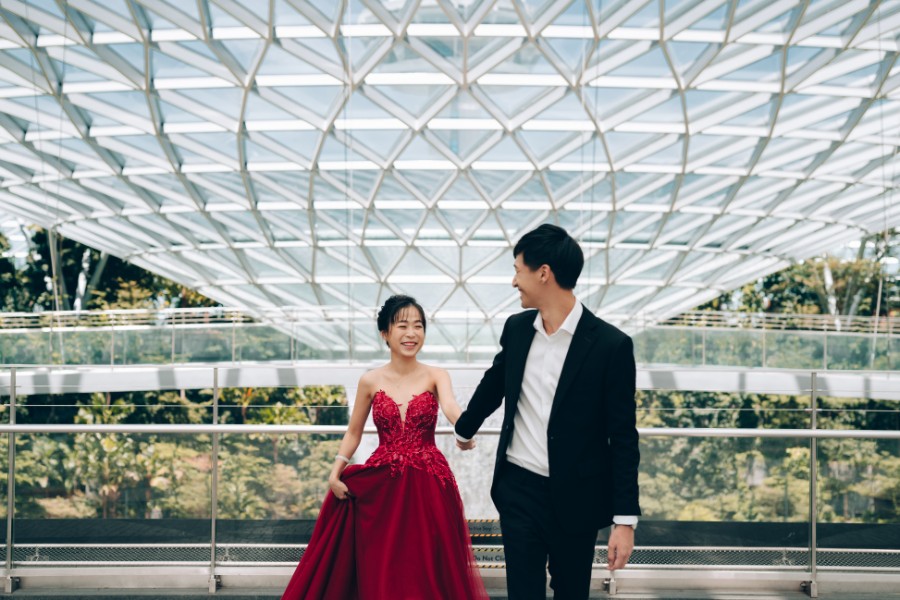F&N: Cutest couple pre-wedding at Jurong Lake, Gardens by the Bay & Jewel by Grace on OneThreeOneFour 27