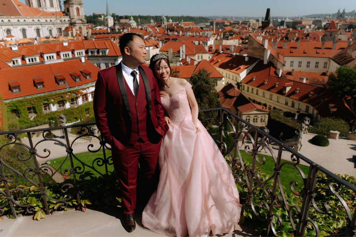 Prague prewedding photoshoot at St Vitus Cathedral, Charles Bridge, Vltava Riverside and Old Town Square Astronomical Clock by Nika on OneThreeOneFour 25