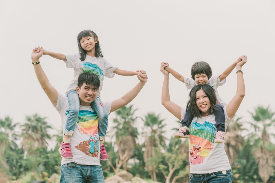 Taiwan Casual Family Photoshoot At An Animal Farm in Kaohsiung City by Star on OneThreeOneFour 17