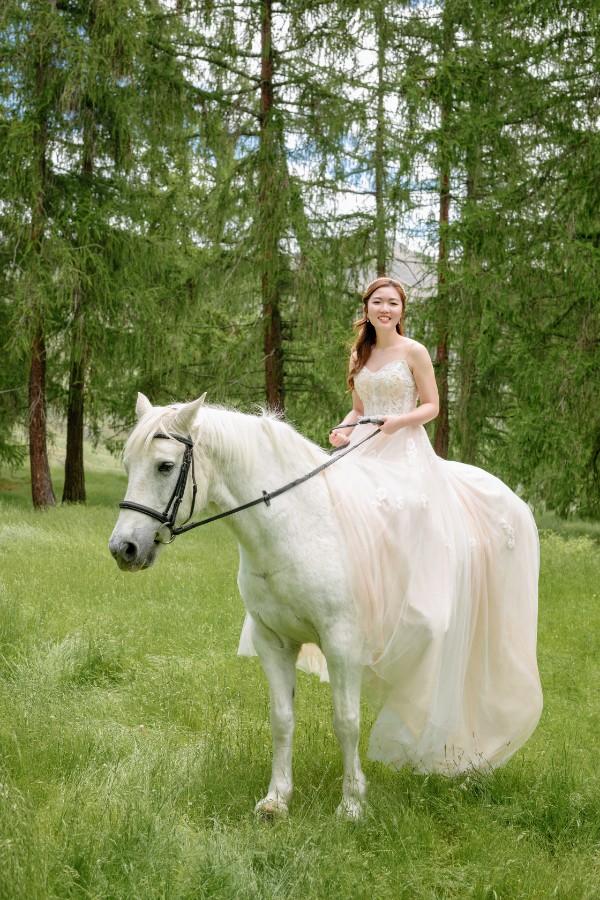 SH&J: Romantic fairytale pre-wedding in New Zealand with horse and at Lake Pukaki and Lake Tekapo by Fei on OneThreeOneFour 3