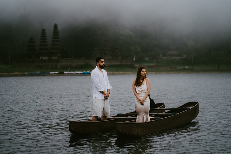 bali wedding photoshoot lake Tamblingan