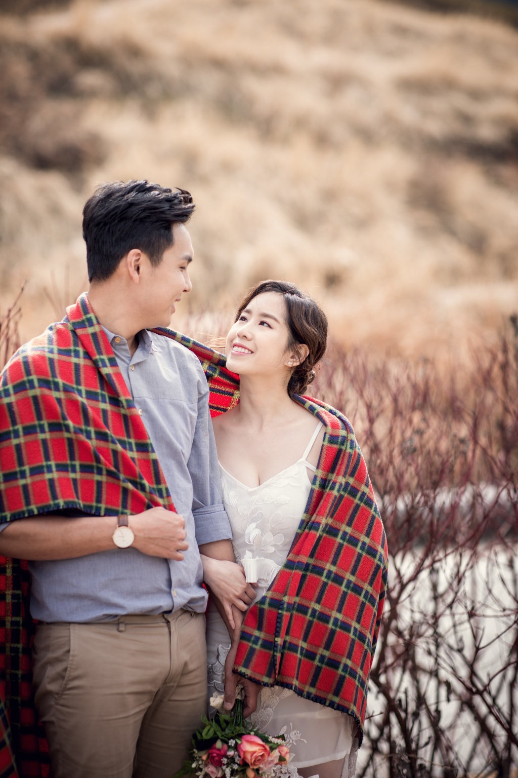 Korea Outdoor Pre-Wedding Photoshoot At Kyunghee University  by Junghoon on OneThreeOneFour 23