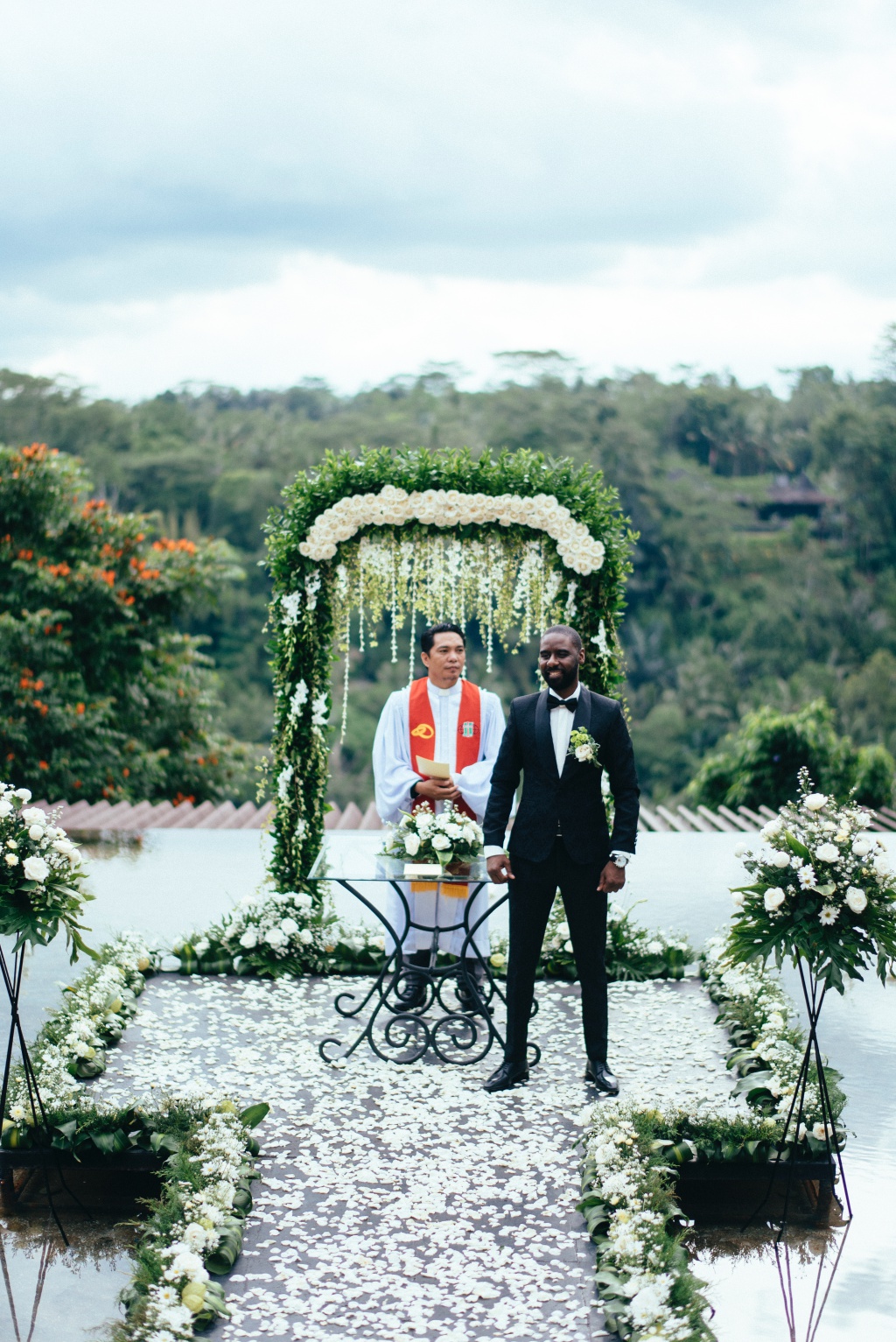 Bali Destination Wedding At Kupu Kupu Barong Villas, Ubud  by Aswin on OneThreeOneFour 10