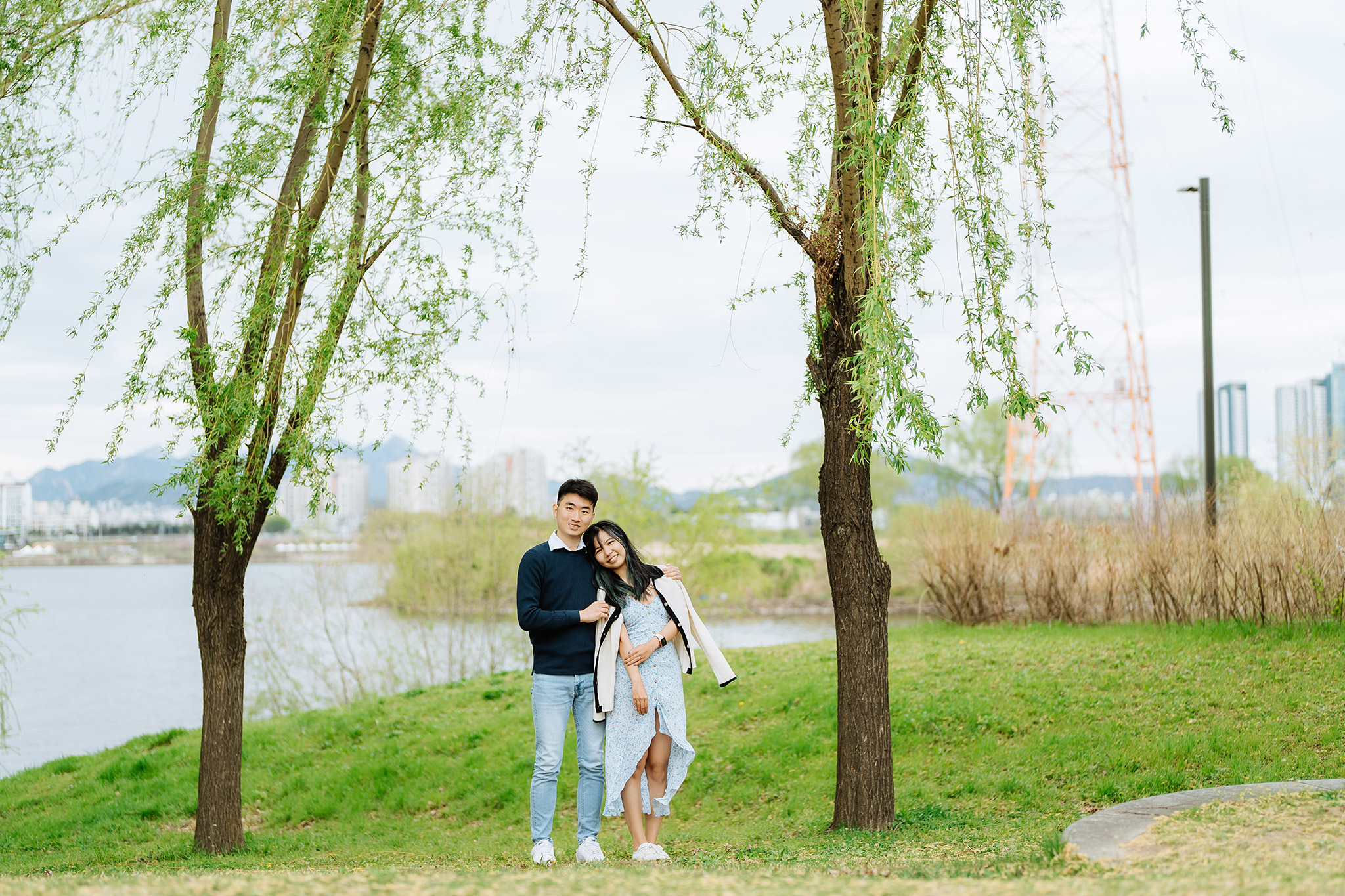 Korea Spring Casual Couple Photoshoot At Seonyudo Park by Jungyeol on OneThreeOneFour 0