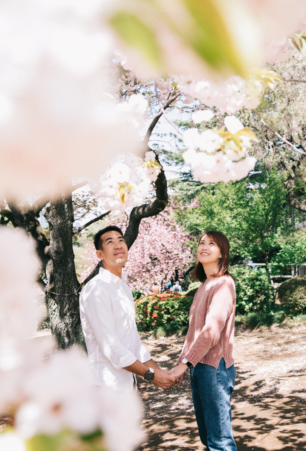 Japan Tokyo Casual Couple Photoshoot And Surprise Proposal With Cherry Blossom  by Hiro  on OneThreeOneFour 12