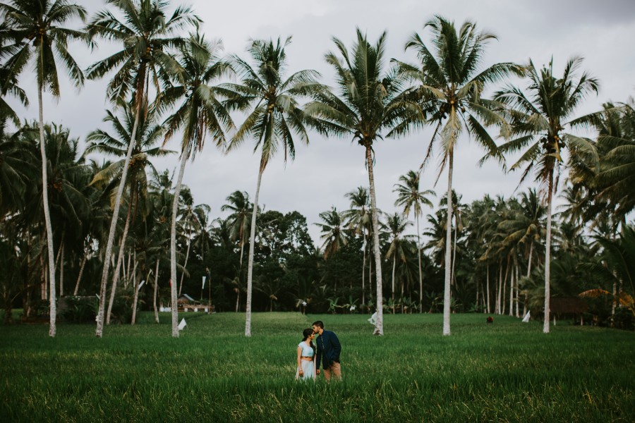 Indian Couple Mengening Beach Prewedding Photoshoot in Bali by Cahya on OneThreeOneFour 3