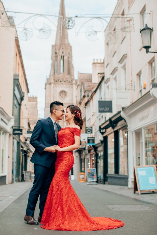 J&A: Streets of London pre-wedding by Dom on OneThreeOneFour 0